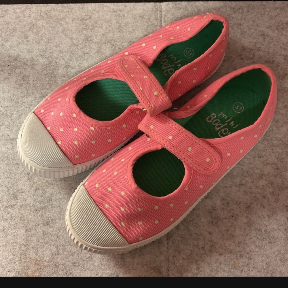 Girls cute mini boden shoes